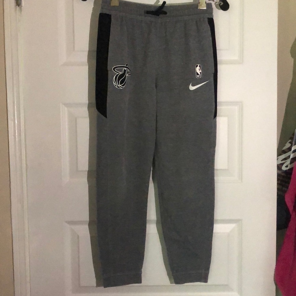 Nike Official Miami Heat Boys Joggers